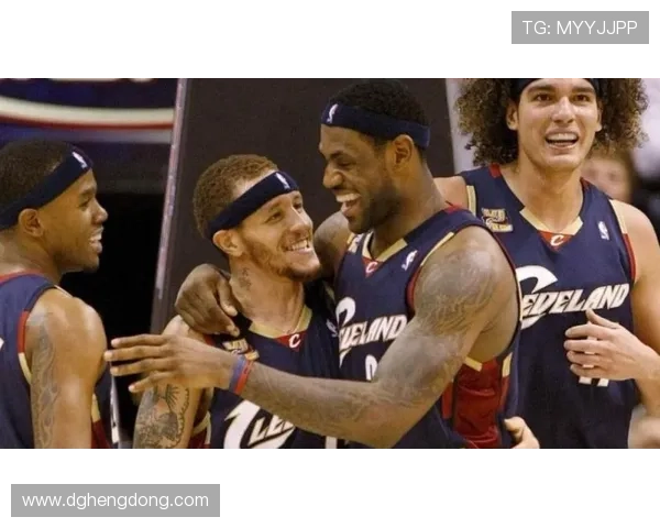 阿里纳斯谈詹姆斯与韦斯特母亲传闻表示真假难辨令人震惊 阿里纳斯谈詹姆斯与韦斯特母亲传闻表示真假难辨令人震惊