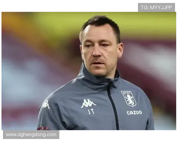 67岁维拉传奇退役十二年投身快递行业坦言比踢球更快乐 67岁维拉传奇退役十二年投身快递行业坦言比踢球更快乐